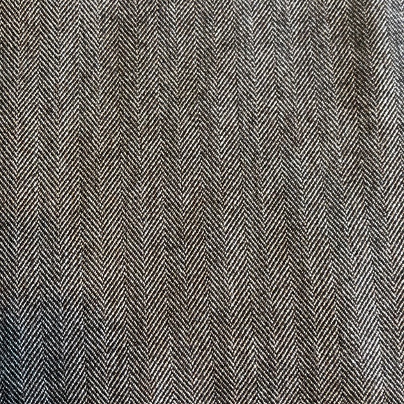 The limited skirt suit - Picture 4 of 4